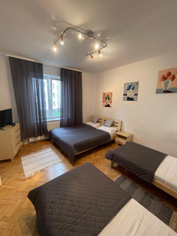Apartamenty 650 Metrow Od Dworca Пжемысл Экстерьер фото
